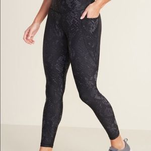 Womens Old Navy Powersoft Elevate Tights